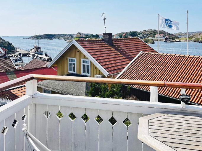 Others 5, star holiday home in KYRKESUND, Tjörn