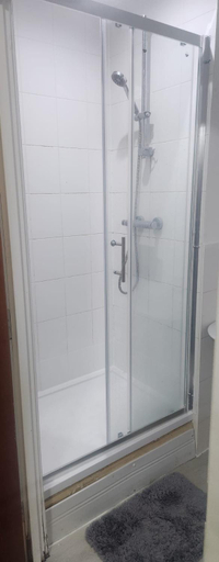 Others 3, Haven, Large Double Room, Barking, Free Parking, London
