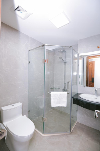Bathroom 4, Prosperity Hotel, Hạ Long