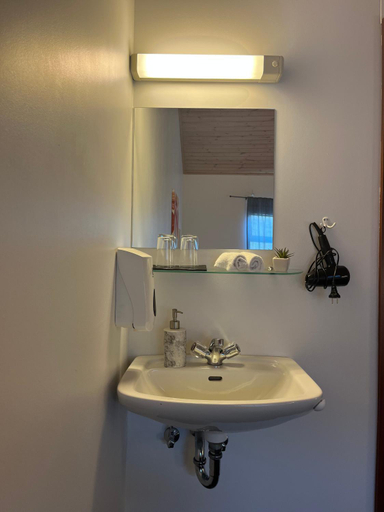 Bathroom 4, Engimýri Lodge, Öxnadalshreppur
