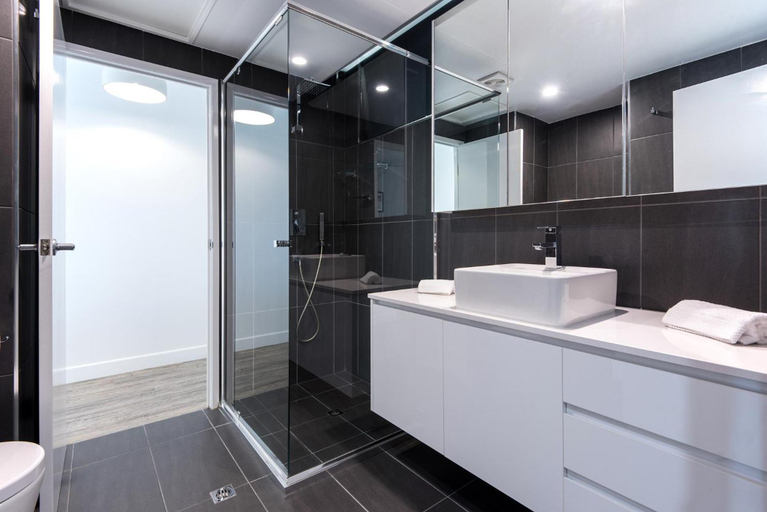 Bathroom 4, Whitsunday Apartments, Whitsunday