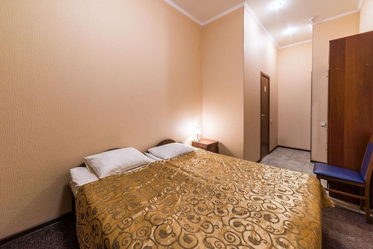 Others 4, Hotel Bolshoy 19, Sankt-Peterburg gorsovet