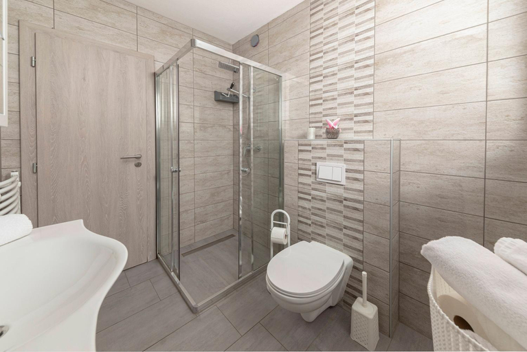 Others 5, Perfect Place Apartments, Kranj