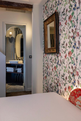 Bathroom 4, Hotel L de Lutece, Paris