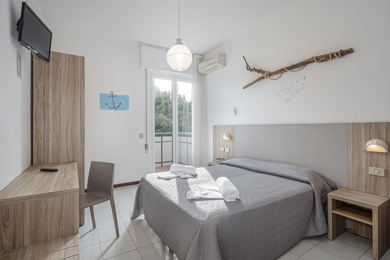 Bedroom 2, Hotel Astrid, Ravenna
