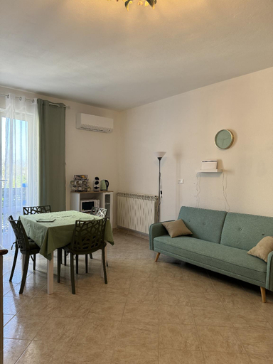 Others 5, Serravalle Shop&Stay, Alessandria