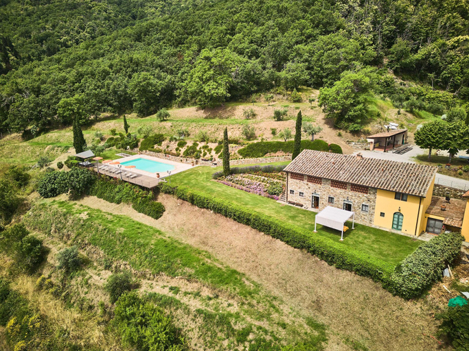 Exterior & Views 1, Farmhouse in Chianti with Pool and Garden, Arezzo