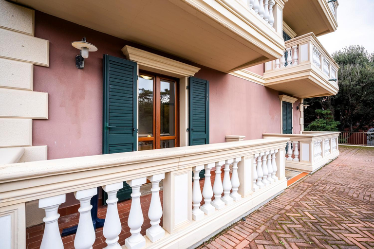 2, Villa Casa Marina, Livorno