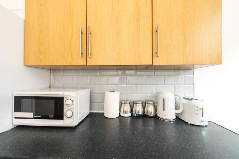 Others 4, Room in Anfield, Sefton