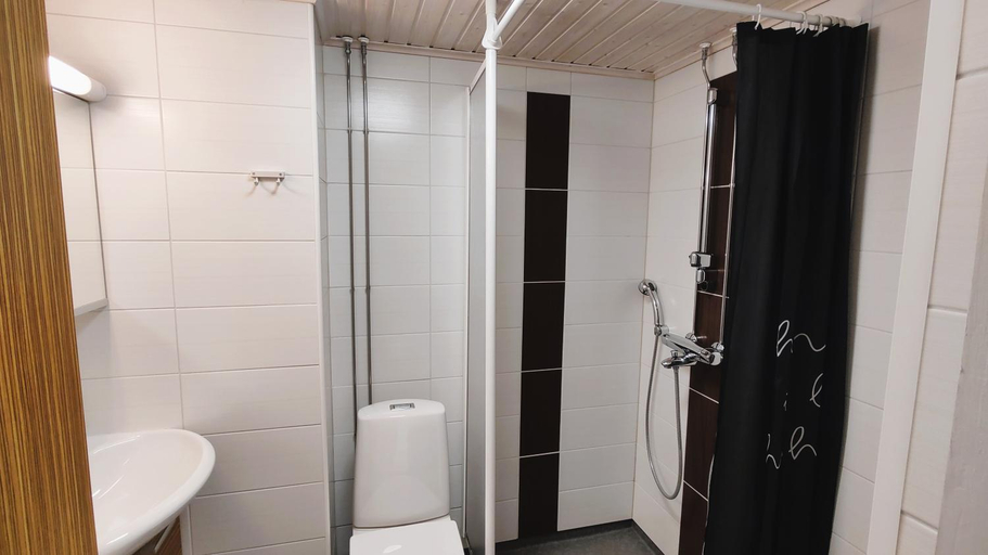 Bathroom 3, Summer Hotel Vuorilinna, Southern Savonia