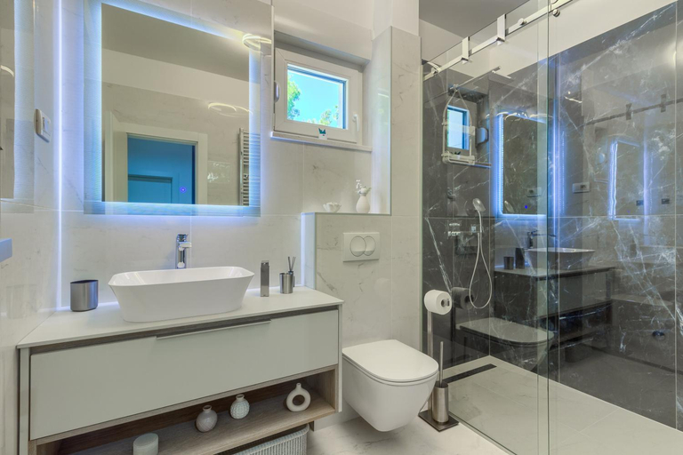 Bathroom 3, Villa A&D, Trogir