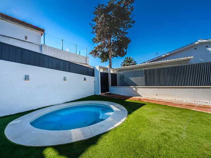 Sport & Beauty 2, New house 80 m from the beach, Málaga