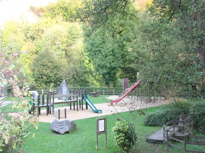 Others 5, Home in Comblain-au-Pont, Liège