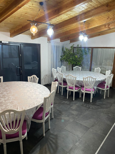 Food & Drinks, Pensiunea Diana, Novaci