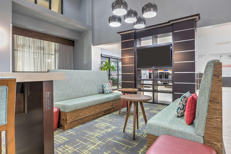 Public Area 2, Hampton Inn & Suites Lake Jackson-Clute, Brazoria