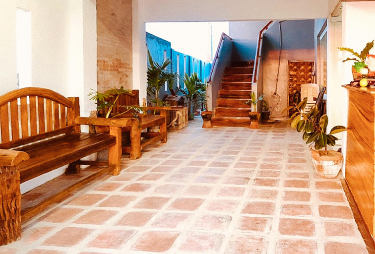 Public Area 2, Reddoorz @ Ola Vida Casa Rental Ilocos Sur, Santa Catalina