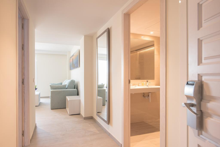 Bathroom 4, Apartamentos Los Angeles, Baleares