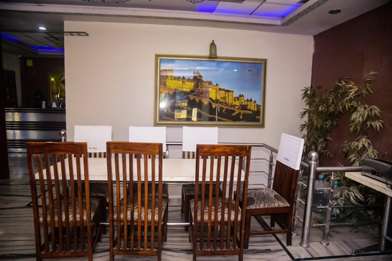Food & Drinks 5, New Hotel Blue Moon, Jaipur