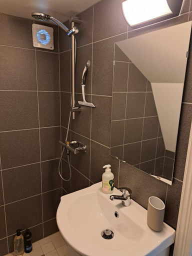 Bathroom 3, Lyckebo, Gnosjö