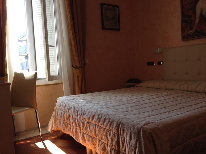 Bedroom 3, Hotel Vienna Ostenda, Rimini
