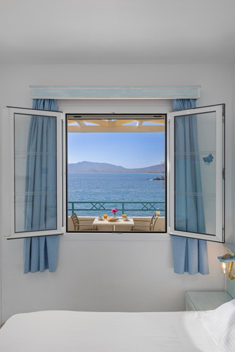Bedroom, Haraki Memories Beach Studios, South Aegean