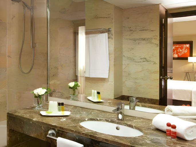 Bathroom 4, Acta CITY47, Barcelona