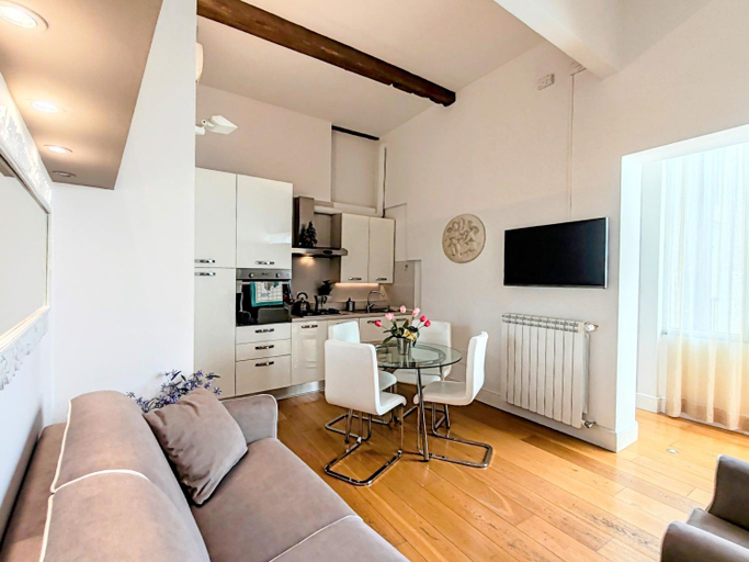 Others 4, Borgo San Jacopo Superior by 360Rentals, Florence