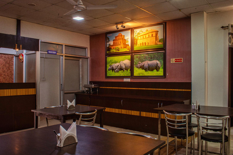 Food & Drinks 5, Spectrum Residency Panjabari Road, Kamrup Metropolitan