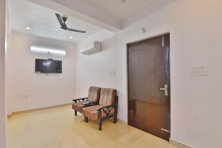 Public Area 3, Divine Glory Hotel, Lucknow