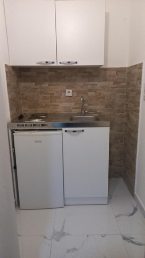 Others 4, Apartments Armini