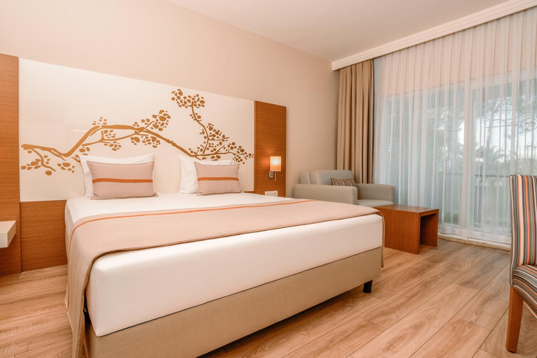 Bedroom 3, Venosa Beach Resort & Spa - All Inclusive, Didim