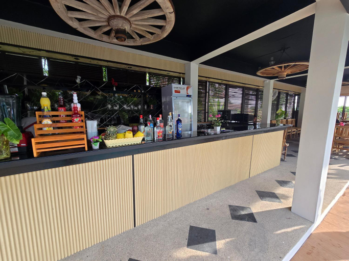 Food & Drinks 4, Sasitara Residence, Ko Samui