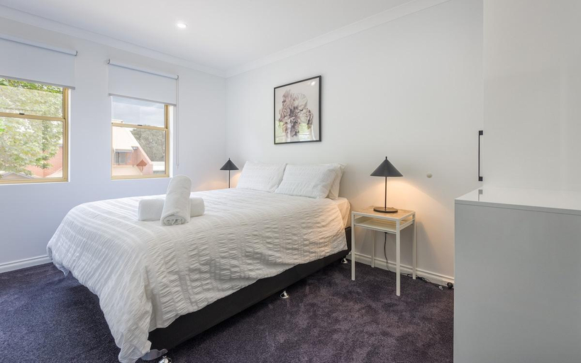 Bedroom 3, Middleton Beach Holiday Apartment, Albany