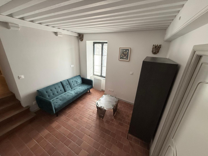Others 4, Gite du Chateau de Treffort, Ain