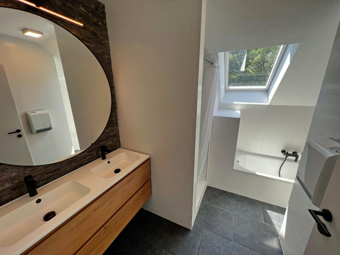 Bathroom, Villa in Durbuy with Jacuzzi Golf Access, Luxembourg