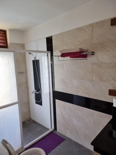 Others 5, GalleRetreat, Galle Four Gravets