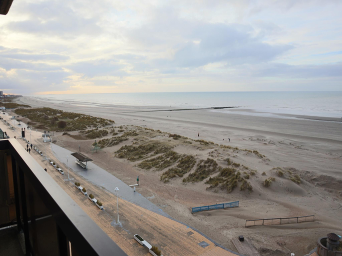 Others 4, Apartment in Nieuwpoort by Sandy Beaches, West-Vlaanderen