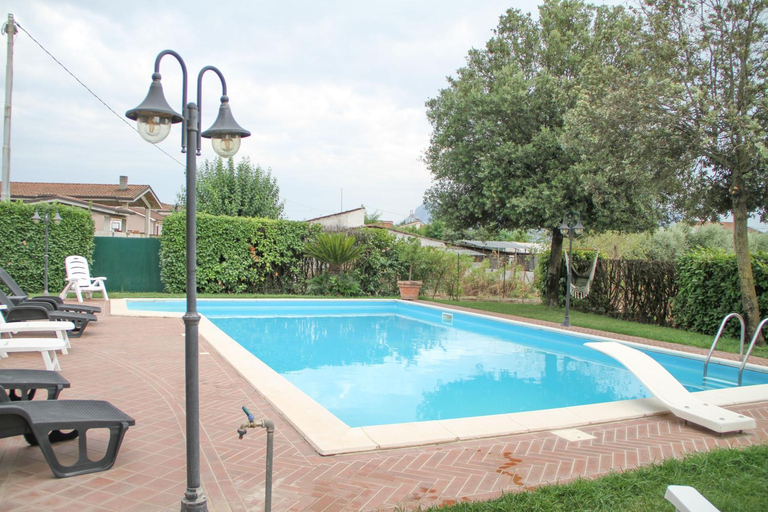 Others 4, Boteroom Relais, Frosinone