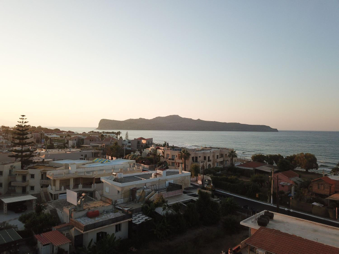 2, Erotokritos Studios near the beach, Crete