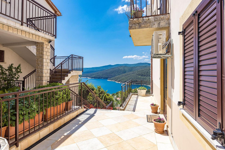 Others 5, Apartments Lady M, Labin