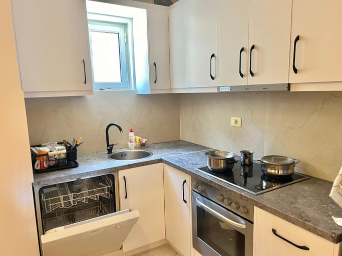 4, Serenity Apartments, Sarandës