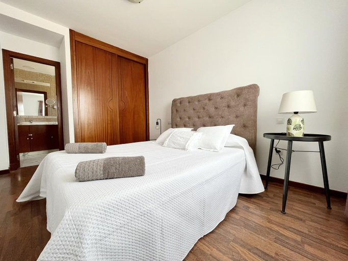 Others 2, Villa - Sleeps 6 - Pool - Pets Ok - Parking, Las Palmas