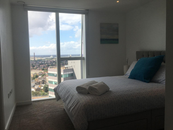 Others 4, GRAND SERVICED APARTMENTS*****, London
