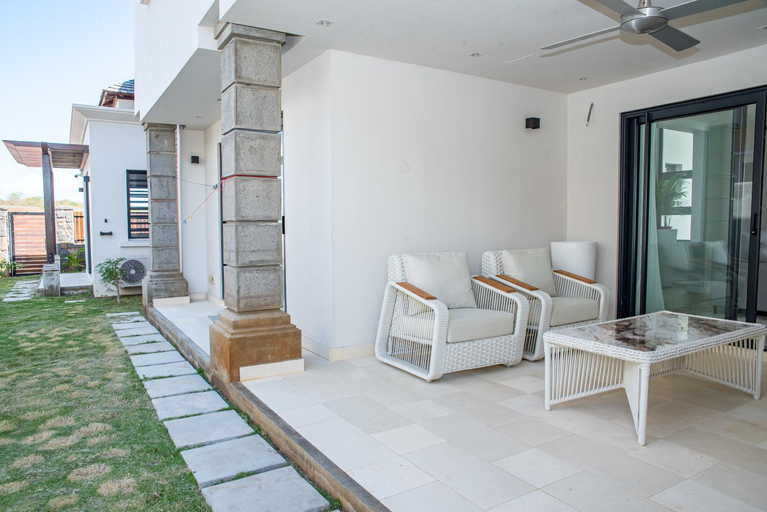 Others 5, Sunset Oasis Villa, Black River