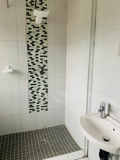 Bathroom 2, Edladleni Holiday Accomodation, eThekwini