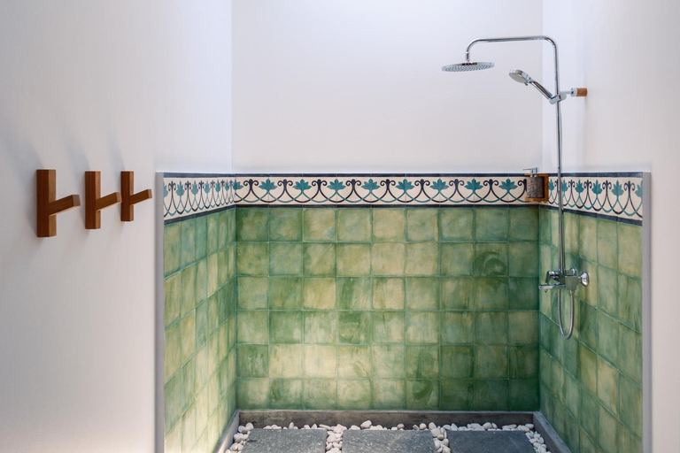 Bathroom 4, Abing Villas Spa & Beach Bar, Karangasem