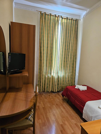 4, Hotel Liberty, Pistoia