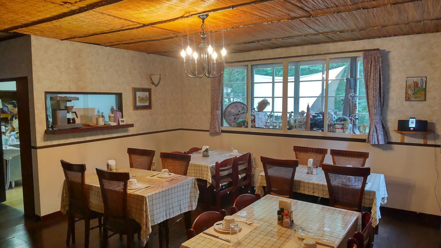 Food & Drinks, Chateau Lausanne, Hakuba