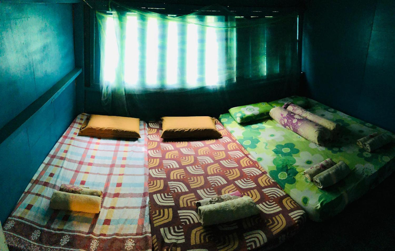 Bedroom 2, Dragon Pearl Beach Resort, Kota Belud