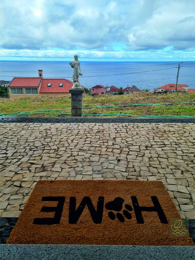 Others 5, Blissful Haven, Porto Moniz